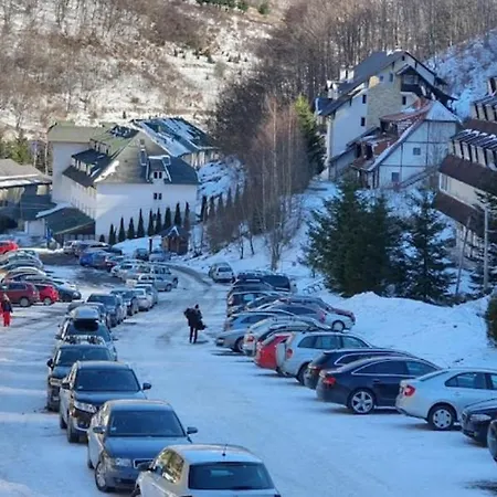Gondola Kosuta Ski-to-door